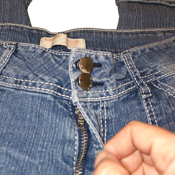 NB Jean Capris - Picture 7 of 10